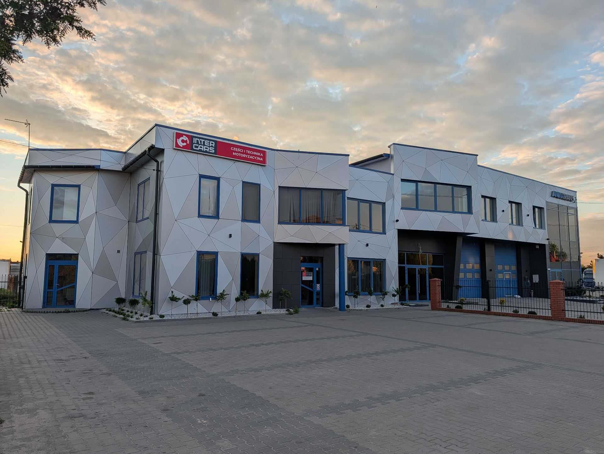 Siedziba i zaplecze operacyjne
